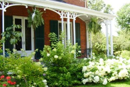 Mackechnie House Bed & Breakfast Cobourg Exterior photo